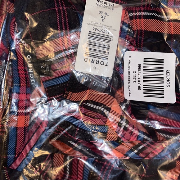 NWT TORRID Blouse - Georgette Plaid Foil Black - Picture 7 of 9